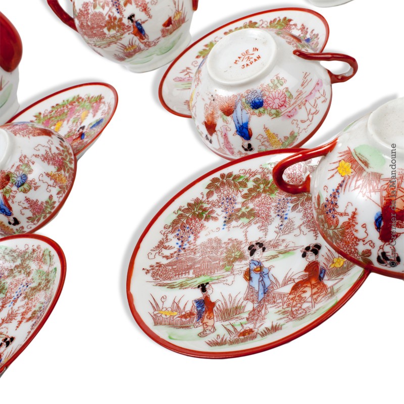 Service à thé Japonais ancien en porcelaine fine