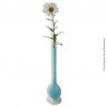 Vase en Opaline Allongée bleu clair et pied blanc