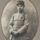 Le Grenier de la Mandoune. Portrait photographique d'1 caporal décoré de la Croix de Guerre avec 2 citations. Vers 1915 / 1916