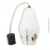 Lustre suspension opaline blanche avec décor fleurs et graphisme noir en relief vintage