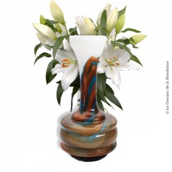 Vase en verre d'Opaline blanc, bleu, marron, année 1970